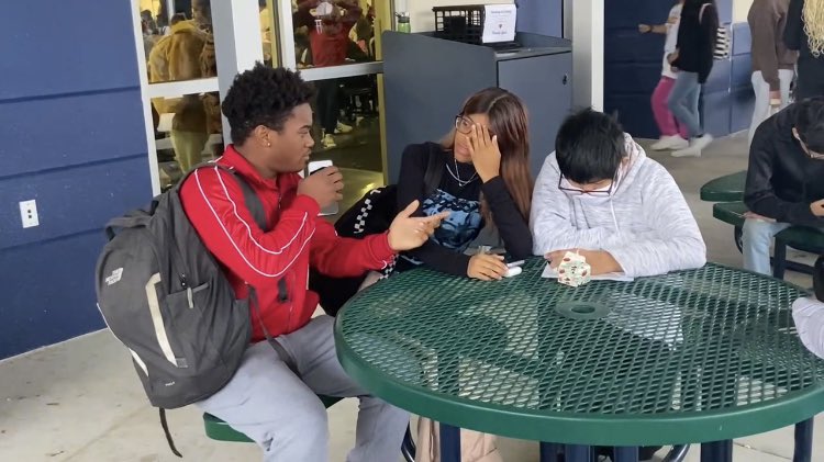 CuttemCash's tweet photo. When you see your ex with her new man https://t.co/RyzMoY0Vn0