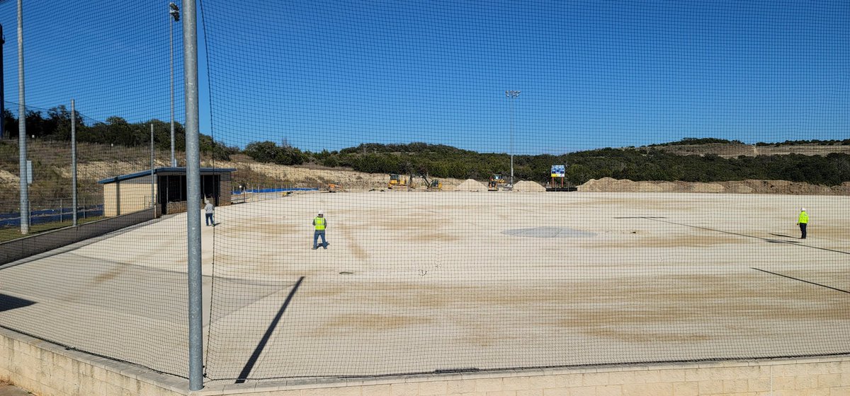 lvtxbaseball's tweet photo. Lago Vikings Baseball field coming along. #fasterplease @LVISDAthletics @LagoVistaISD https://t.co/uCAryDlg9q
