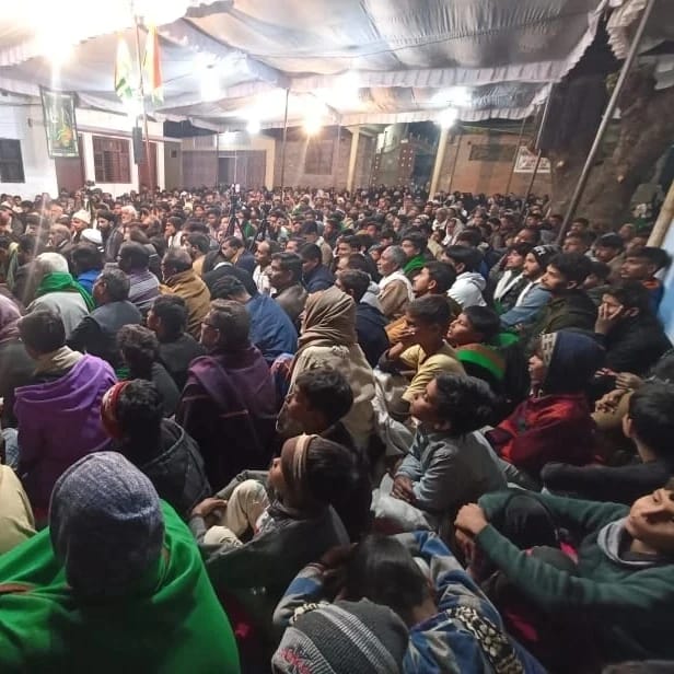 Askari_zam94's tweet image. 5th Majlis Ayyam E Azaye Fatimiya Badagaon Ghosi
Khitabat Maulana Syyed Nazar Zaidi Zainabi Sb
 #Ghosi_Azadari #fidak
#FatimaAlZahra #bulb #Martyrdom_OfBibiFatima