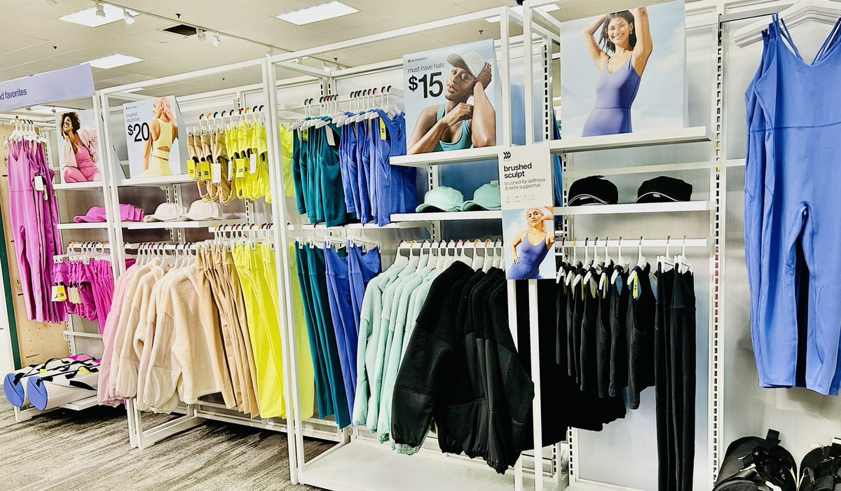 GraceAtTarget's tweet image. feel good favorites ✨💜💛💚💙✨ @_TheNickOwens @JenPeters77 @aleahmarie19 @settoselltarget @mguraya9