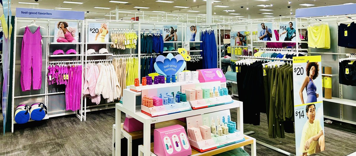 GraceAtTarget's tweet image. feel good favorites ✨💜💛💚💙✨ @_TheNickOwens @JenPeters77 @aleahmarie19 @settoselltarget @mguraya9