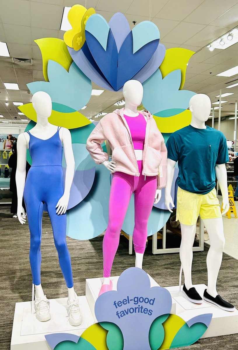 GraceAtTarget's tweet image. feel good favorites ✨💜💛💚💙✨ @_TheNickOwens @JenPeters77 @aleahmarie19 @settoselltarget @mguraya9