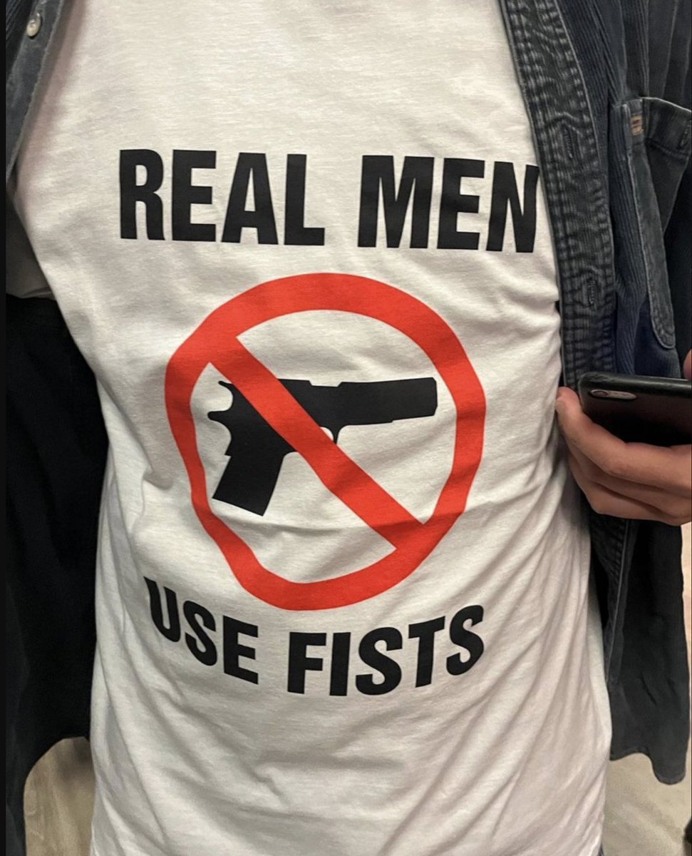 shirtsthtgohard's tweet image. 