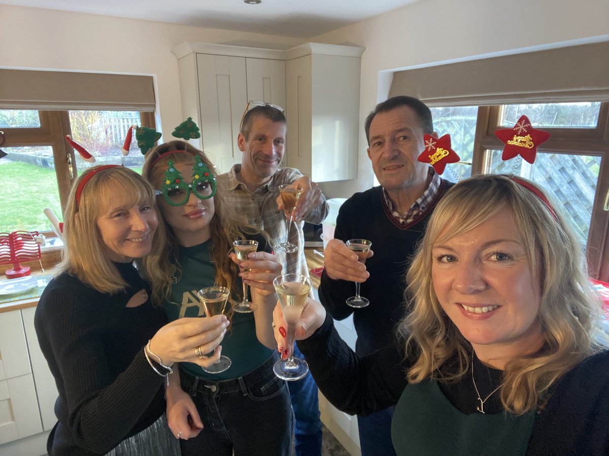 Lisa Sutton tweet media