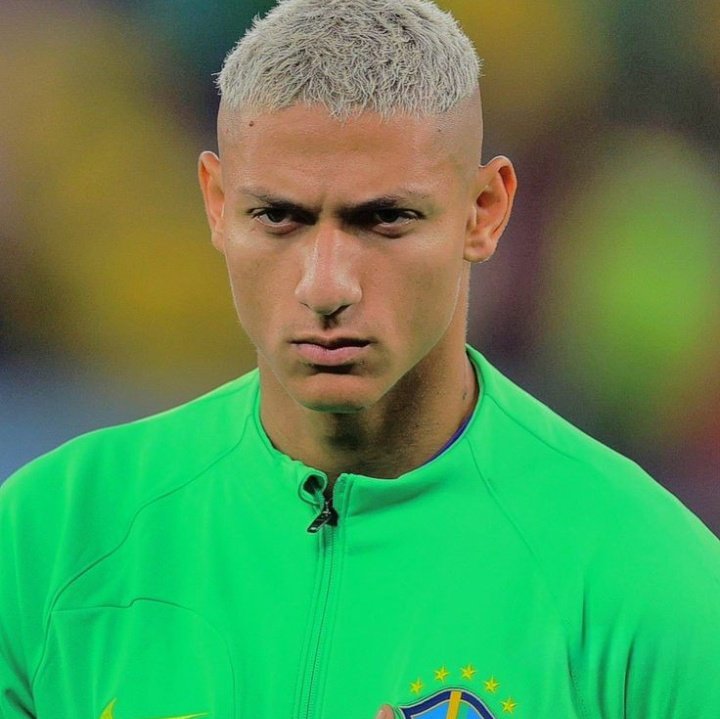 iS2RICHARLISON's tweet photo. tópico sensível: o olhar do richarlison. https://t.co/fZgdiQa6bh