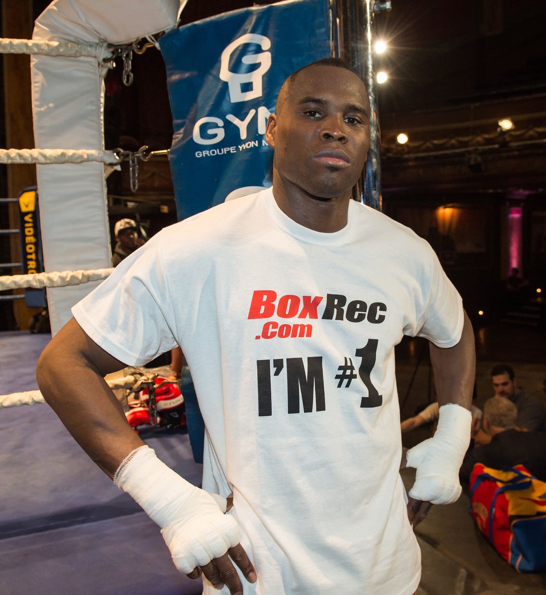 <a href="/AdonisSuperman/">Adonis Stevenson</a> <a href="/BoxRec/">BoxRec.com</a> Here's the original picture that was taken by <a href="/Vincent_Ethier/">Vincent Ethier</a> in 2014