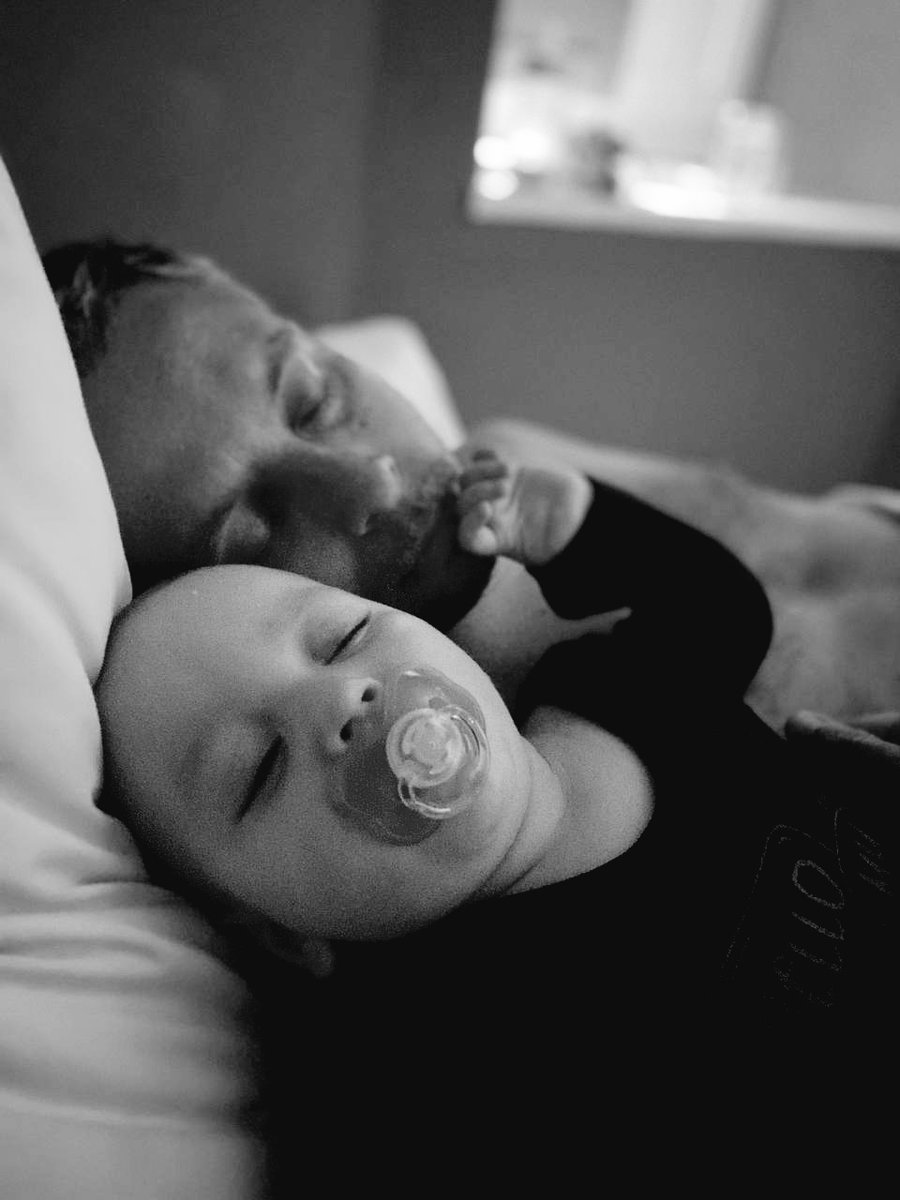 FederalSta's tweet photo. #MiNavidad
#ElMini
#Siesta
#JaiMM
#TodeLoQueEstaBien https://t.co/Sw5cdQsWLG