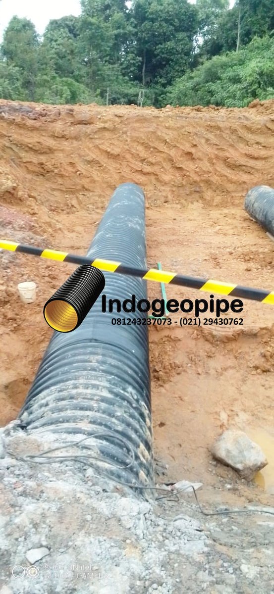 indogeopipe's tweet photo. Proses penyambungan Pipa HDPE Corrugated Indogeopipe untuk drainase konstruksi tambang. #pipahdpecorrugated #indogeopipe https://t.co/b2peM9krLP