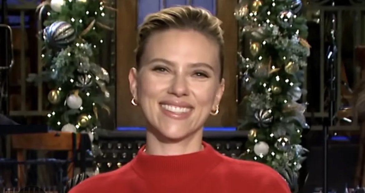 RedRoomWidow_'s tweet image. 