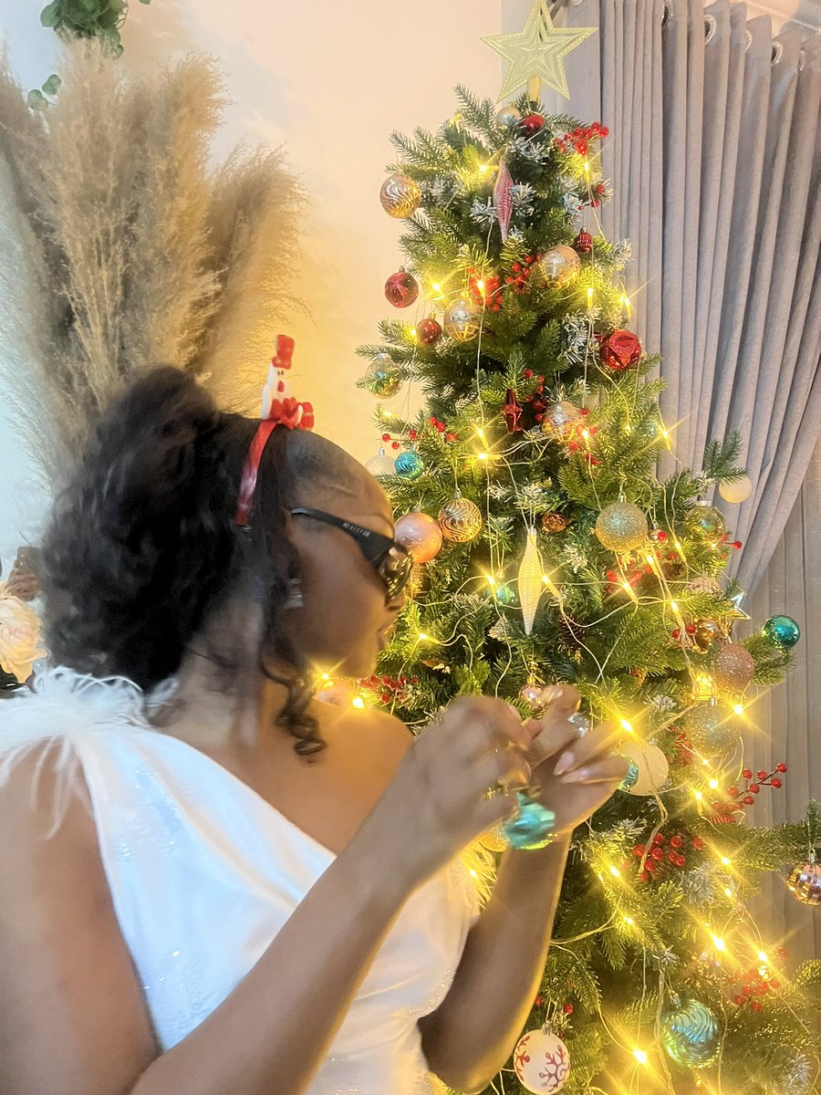 TemsAccess's tweet image. Compliment of the szn