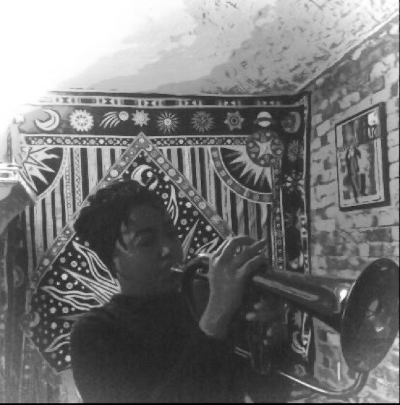 ReillyJoint's tweet image. Hi everybody! Hope you guys are having a wonderful day! Here is my new Instagram: instagram.com/reillyjoint/
 #jazz #trumpet #womeninjazz #flugelhorn