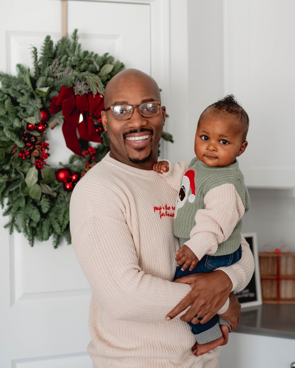 SamCollier's tweet photo. Our first Christmas together. I’m not crying, YOU ARE! 😒 #SamJr https://t.co/itjqCmEFXm
