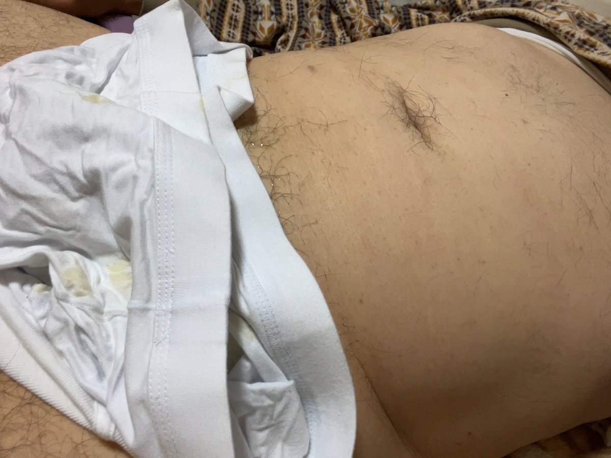 tatuhikodebu2d's tweet photo. ザーメンパンツに吸わせて今年の扱き納になるのかな？皆様良い年をお迎え下さい(^^) https://t.co/0GvoI17UyB