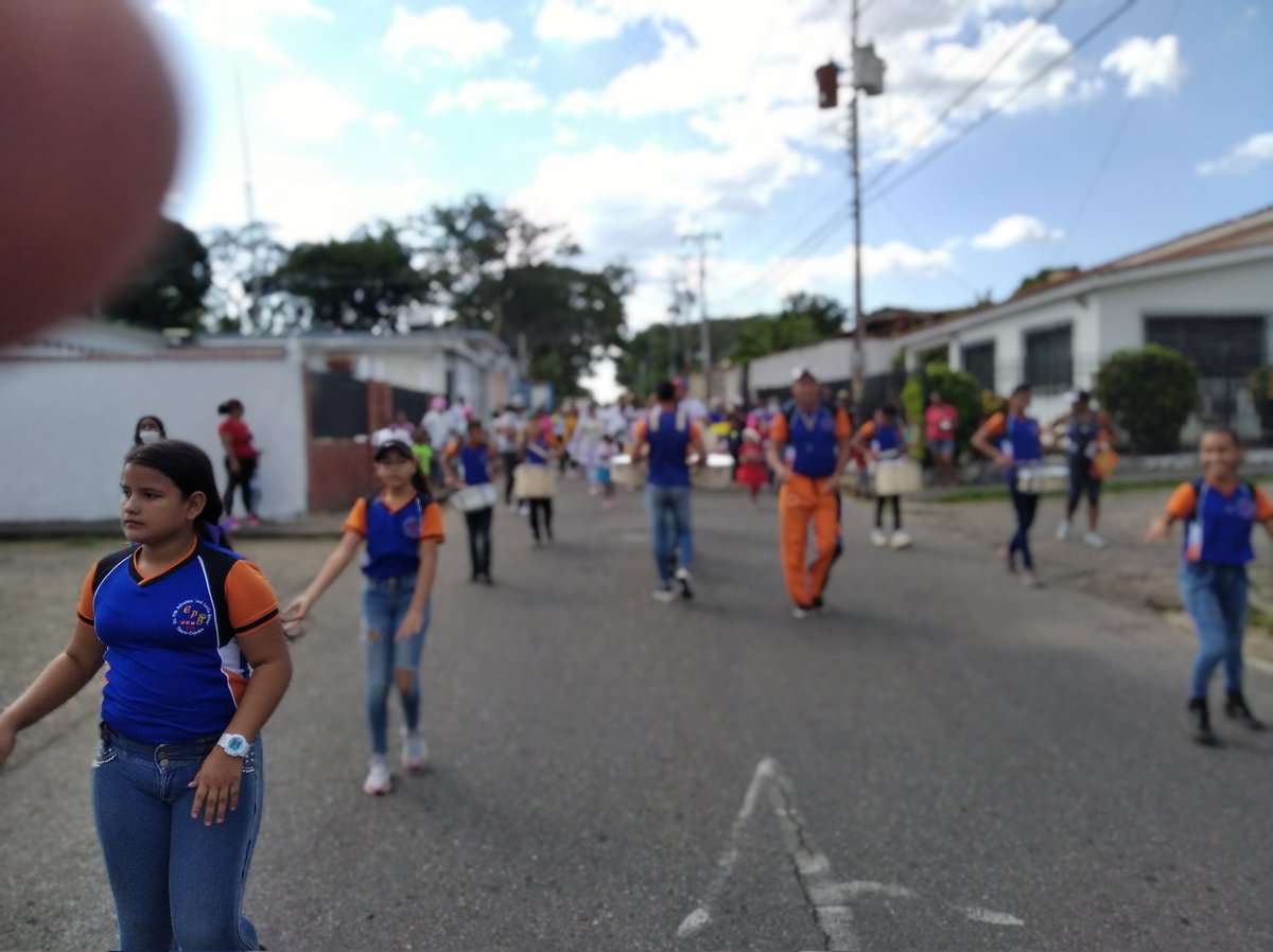 AlcidesQuinones's tweet photo. Inaugurando torneo de bolas criollas copa Juan Carlos Zamora Rangel Alcalde del Municipio Tinaco Cojedes, en el marco Fiestas Populares Tinaco 2022-2023 https://t.co/H0M44RGQde