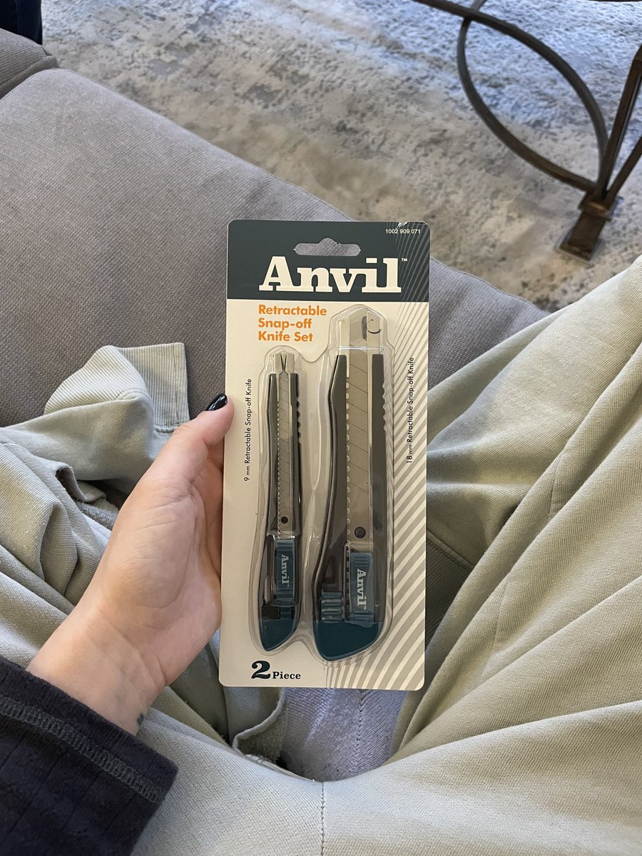 spectrumglitch's tweet photo. lmao this is like gifting a recovering alcoholic a bottle of booze. thanks tho mom 😀👍🏼 https://t.co/tio7HTALJe