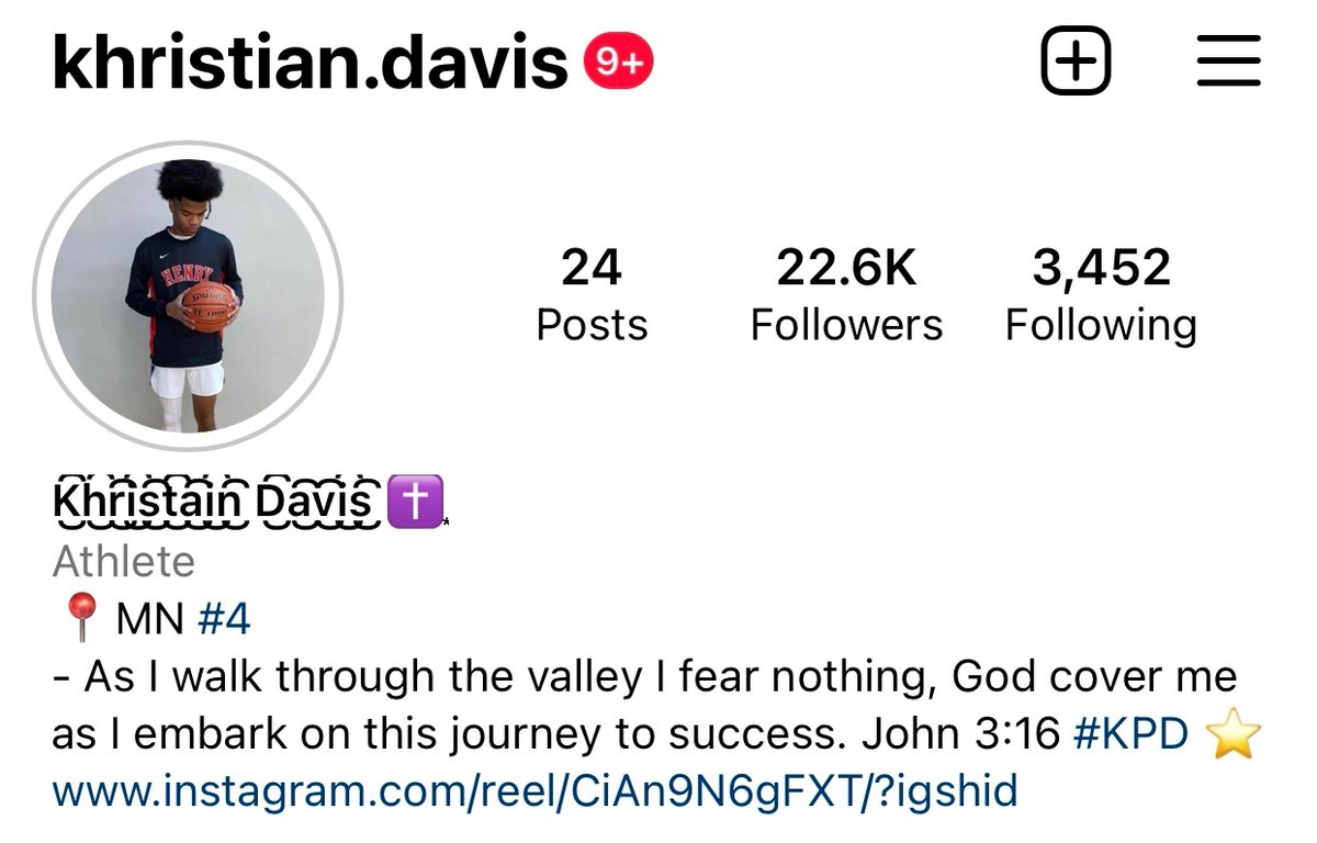 x.com/khristiandavis…