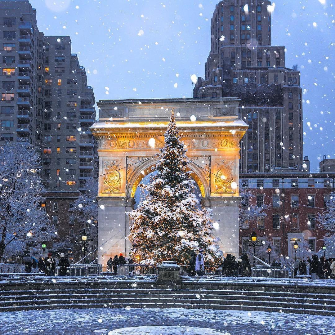 rayoscometas's tweet photo. Washington Square Park, Manhattan, Nueva York, EUA 🇺🇸 https://t.co/KF53Sw9uSo
