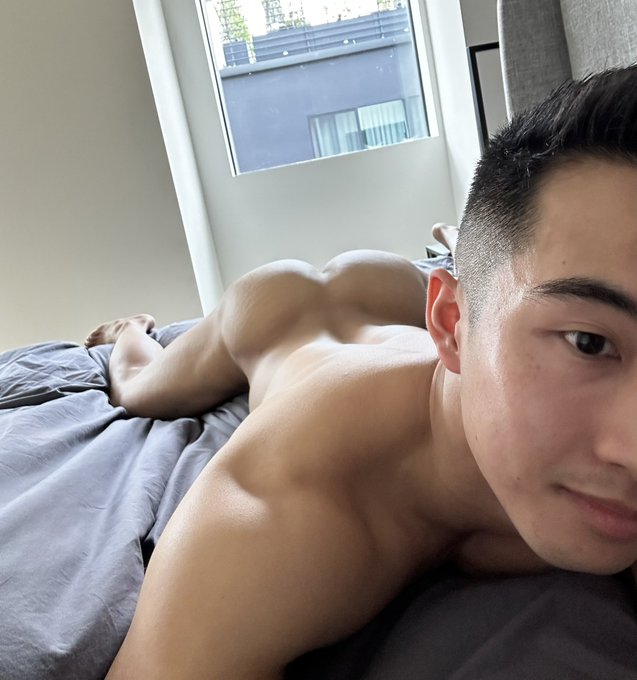 Do you think my neighbor was watching? 👀👀 https://t.co/9gKK4PnD3x