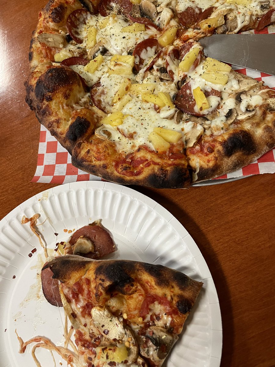 teena thach 🌙 tweet media