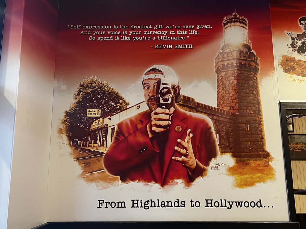 PokeProfNet's tweet image. Had a Bro-Date tonight at @ThatKevinSmith’s @SmodCinemas to watch @ViolentNight! It was such a great time and I’m so pumped to work right down the road from this place!

#KevinSmith #SmodCastle #SmodCastleCinemas #ViolentNight