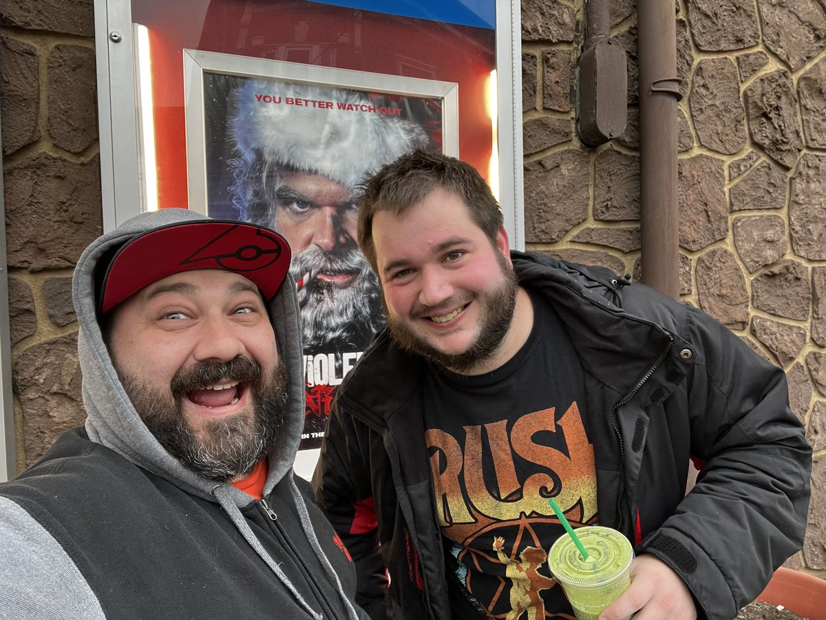 PokeProfNet's tweet image. Had a Bro-Date tonight at @ThatKevinSmith’s @SmodCinemas to watch @ViolentNight! It was such a great time and I’m so pumped to work right down the road from this place!

#KevinSmith #SmodCastle #SmodCastleCinemas #ViolentNight