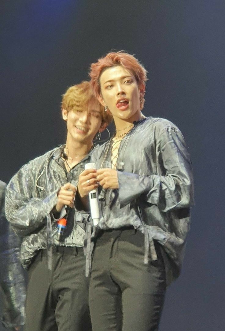 98CONTENT's tweet photo. I'M OBSSESED WHIT THIS HONGJOONG  https://t.co/mdIYgzBnI4