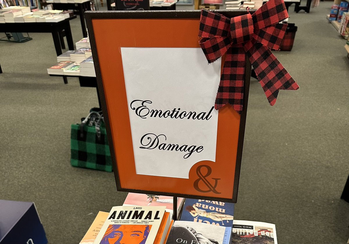 adamgreattweet's tweet photo. them: what’d you get for the holidays?

me: https://t.co/9W69Ty6L3U