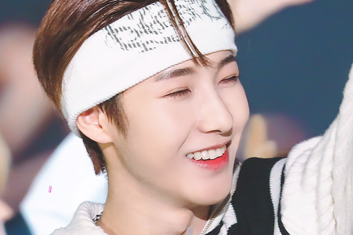 txtrenjunie's tweet photo. Life is like a mirror. if you frown to it, it'll frown back to you. if you smile at it, it’ll also smile back at you in return. -by renjun
HAPPIER BECAUSE OF RENJUN
HUANG RENJUN THANK YOU
HUANG RENJUN IS MY TOMORROW
@NCTsmtown_DREAM
#런쥔 #RENJUN #NCT런쥔
#HappierWithRenjun https://t.co/uQp9JSCjjw