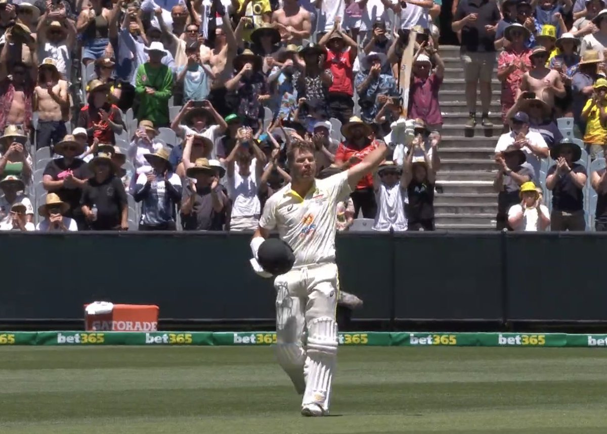 DeshBachao2029's tweet photo. 100 on 100th test match, DAVID THE WARRIOR

More @CricketRadiotwt 

#AUSvsSA #AUSvRSA #AUSvSA #camerongreen #DavidWarner #BoxingDay #BoxingDayTest #BoxingDayTestMatch https://t.co/YIicVCISlP