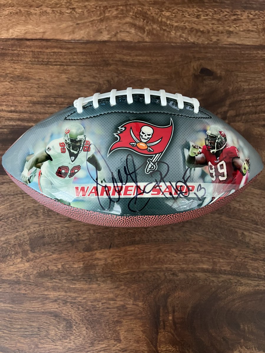 hoodxchange_spc's tweet photo. Any purchase is eligible for the Giveaway…. #SAPP99 NFT from Sapp’s personal collection SIGNED!!!

https://t.co/aQNhTibIQs https://t.co/mJSUQze5CN