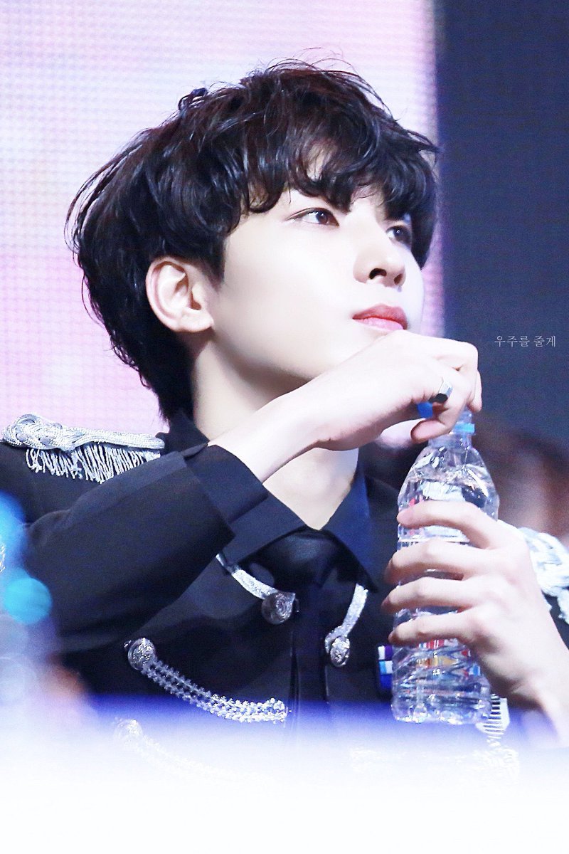 wonwoo pics on my phone tweet media