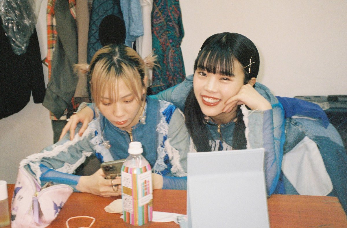 チッチがこの写真をあげてるとゆう事実だけで号泣してる俺は次にBiSH見た時大丈夫かな？
大丈夫じゃない
もう後戻り出来ないくらいBiSHが好きだ