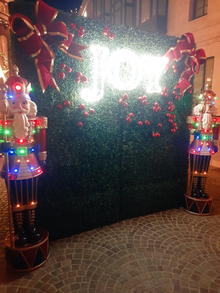 ❄Season's Greetings❄