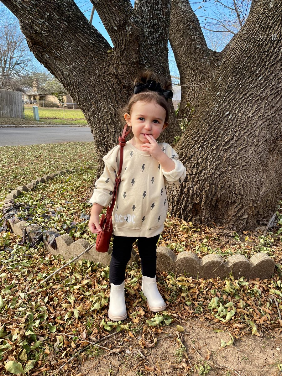 baileiiimcfee's tweet photo. These deserve a spot on the feed 🥹
My big girl! ❤️❤️ https://t.co/Kz3jtxqVa8