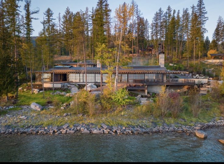 DocHoopty's tweet image. Montana house completely done