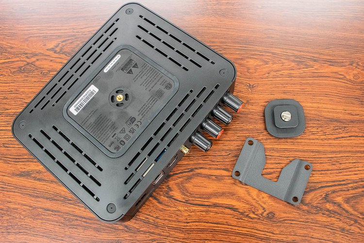 oku_papa's tweet photo. BLUESOUND、アンプ一体型のネットワークプレーヤー「POWERNODE EDGE」を2023年2月発売、予想価格は税込99,000円前後。eARC対応のHDMIも搭載。“ストリーミング時代のミニコンポ”構築も容易
https://t.co/GlcV4QXbd0
https://t.co/HOm0Chx9DV
シマムセンにてご予約受付中です
#BLUESOUND #POWERNODEEDGE https://t.co/nXzNnrI8gB