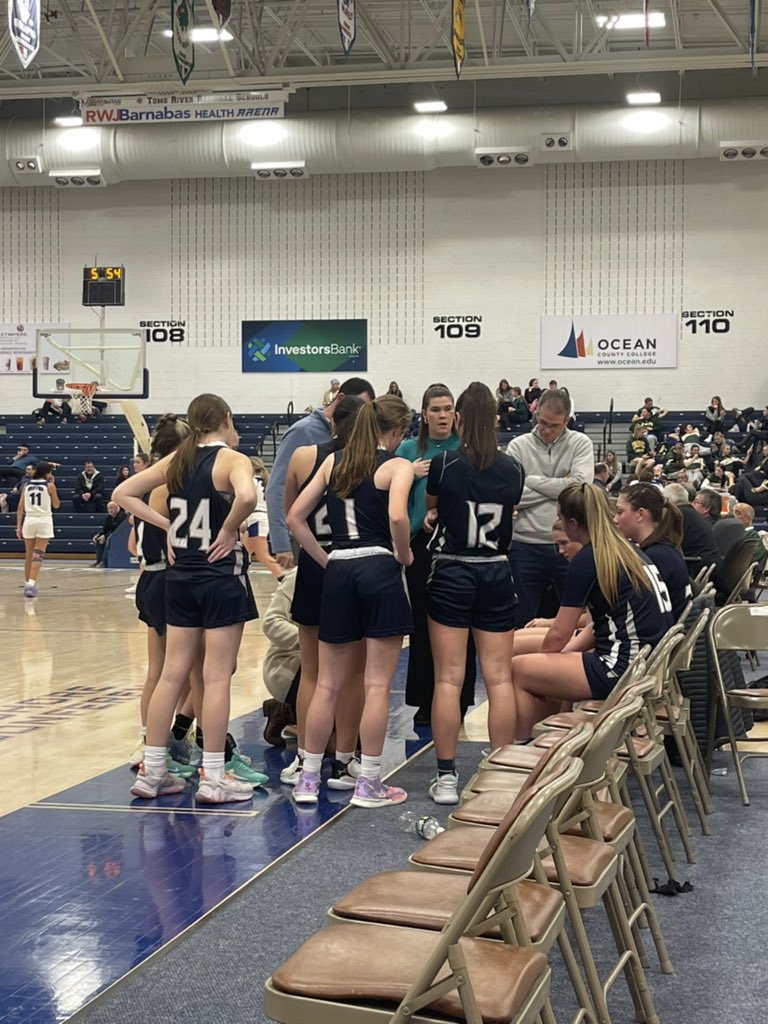 Congratulations Middletown South Eagles as they record their first win of the season.   Coach Cranwell with her first victory in her new role of head coach.    🦅🏀🦅🏀. <a href="/MHSSathletics/">MHSS Athletics</a>