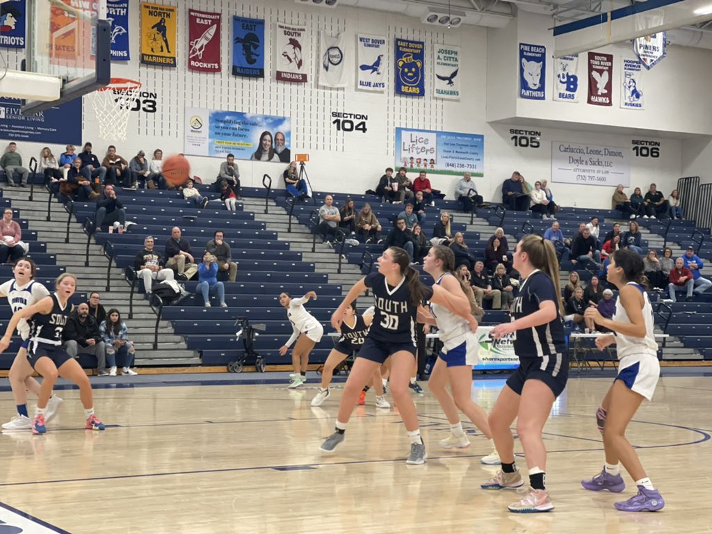 StacyATRetired's tweet photo. Congratulations Middletown South Eagles as they record their first win of the season.   Coach Cranwell with her first victory in her new role of head coach.    🦅🏀🦅🏀. @MHSSathletics https://t.co/9JQ387LDF7