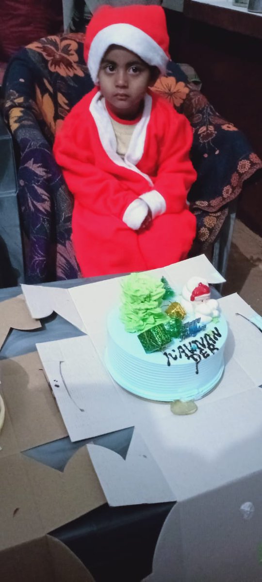 Jasveer49602611's tweet photo. #BdaySpecial #Cake #CutePutt https://t.co/vv9tGVrlbf