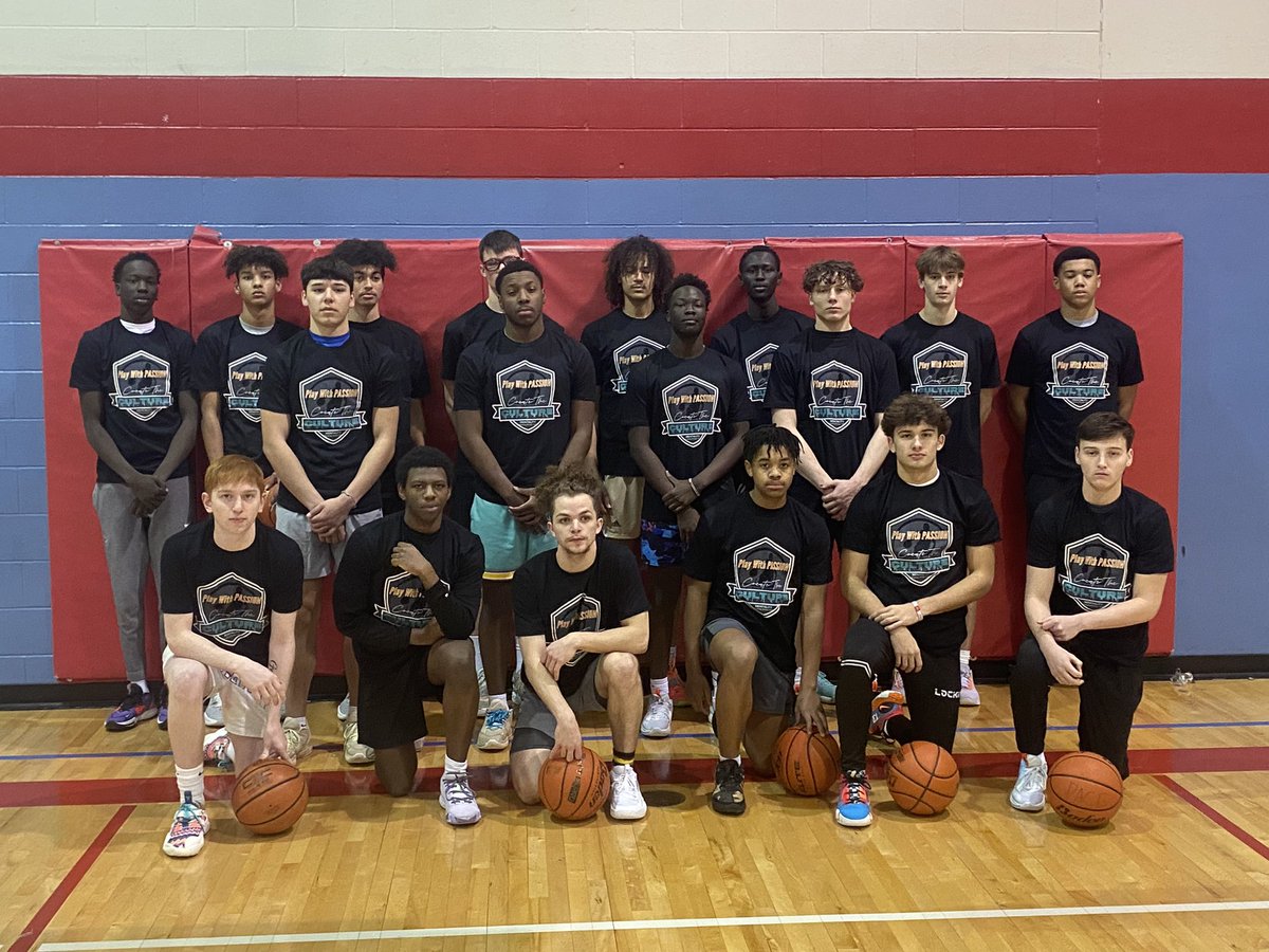 mentality_bb's tweet photo. Our 1st Annual MENTALiTY / EYCE Moratorium Camp (Invite Only) was a success!! So much talent, passion &amp; high character in this gym, we were blessed to be in there!! #EYCE #repthecity #MENTALiTY #CR8MVMT https://t.co/1xzuB2OIB2
