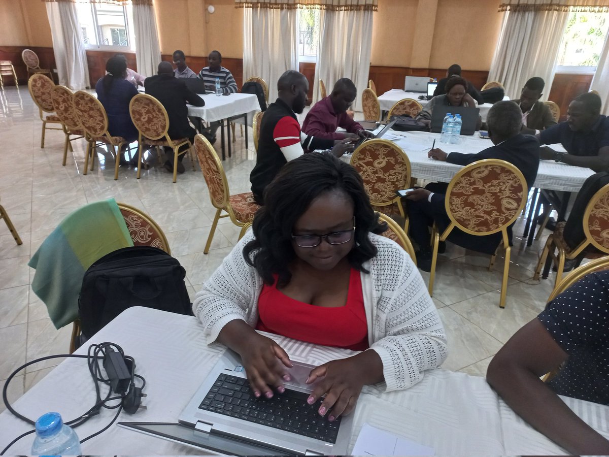 HarvestPlus Uganda meets with government, NGO partners, academia and development partners to start the process of developing National Food Composition Tables and Food Based Dietary Guidelines for Uganda. Biofortified crops will also be included. The meeting was organised by MAAIF