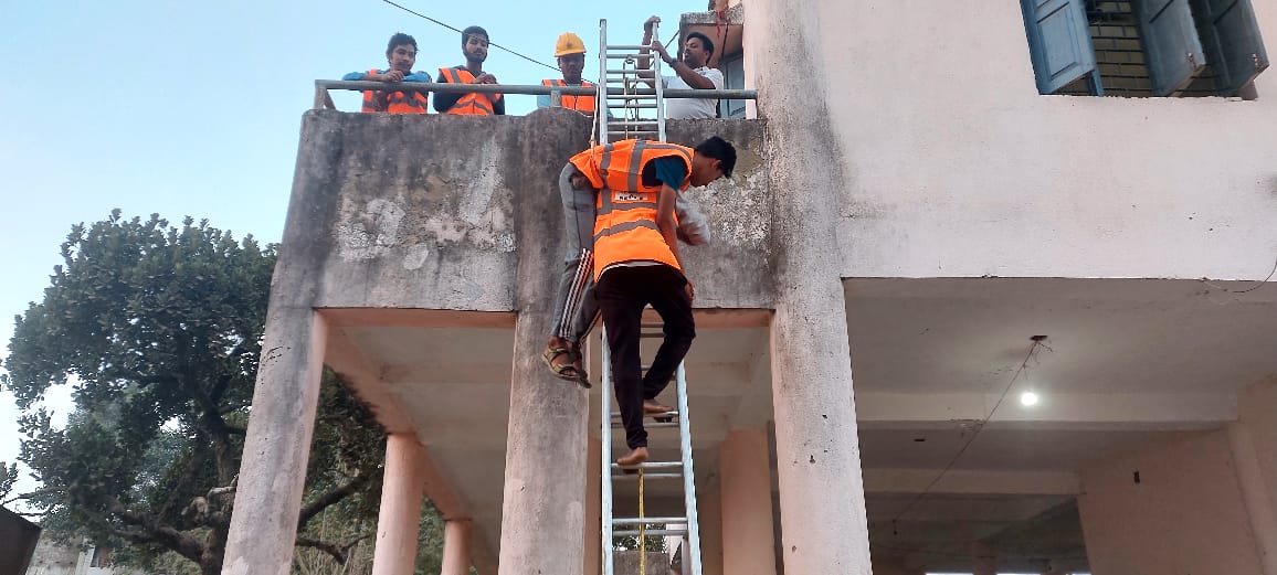 deocmbj's tweet photo. 3rd Day training of CSMMC Members &amp; Volunteers 
 on search and Rescue at Ward No-7 MFS , Baripada Municipality of Mayurbhanj District.
#OSDMA
#Capcitybuilding
@gyana_r_das
@DM_Mayurbhanj
@SRC_Odisha https://t.co/XGijgdtkxB