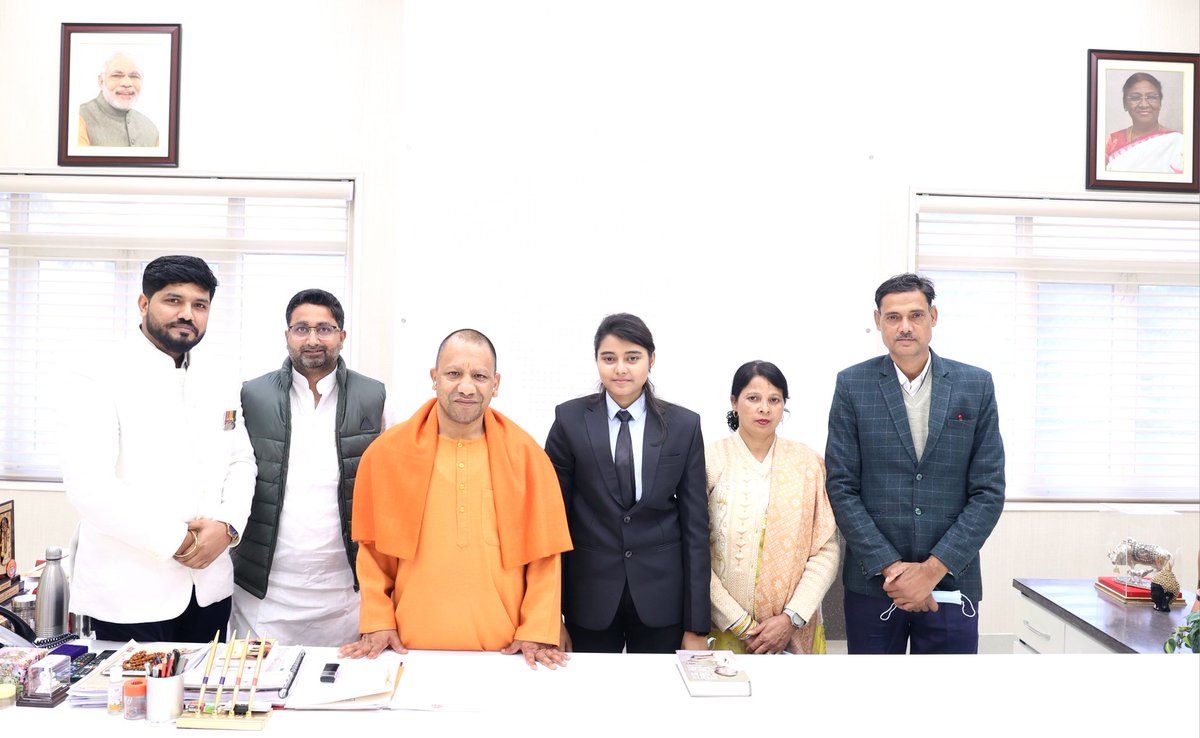 danishazadbjp tweet picture