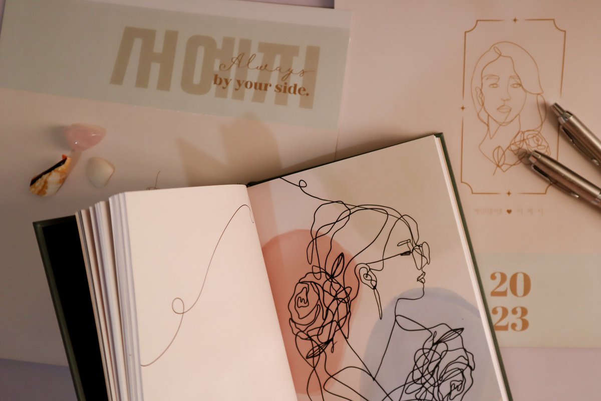 fluffleofyeaji's tweet image. We hope that you will be able to use and enjoy writing on your customized 2023 planner in the coming year~ a product and labor of our everlasting love for you! 🤍