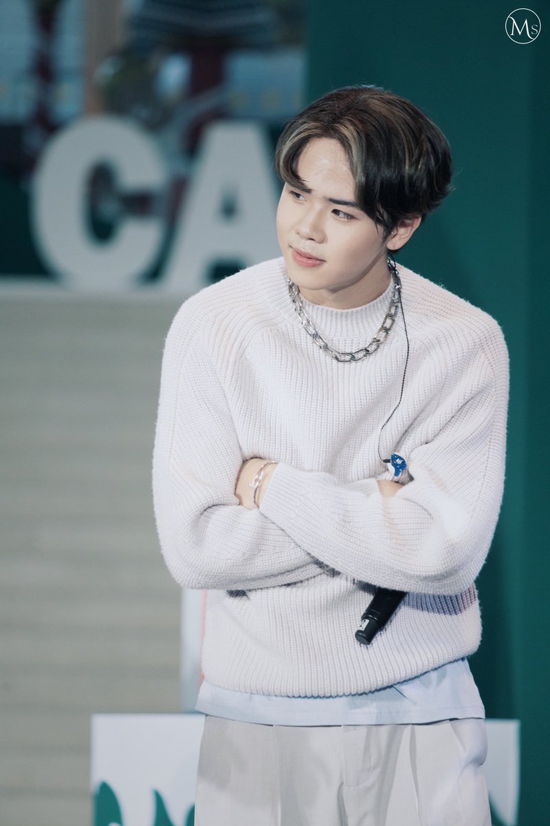 merrymumories's tweet photo. 221224🐯🤍

#WintercallingxATLAS 
#Wintercalling #หิมะตกที่ศูนย์สิริกิติ์
#MUONSAN #MuonATLAS #ATLAS_TH https://t.co/kqKur3uEnH