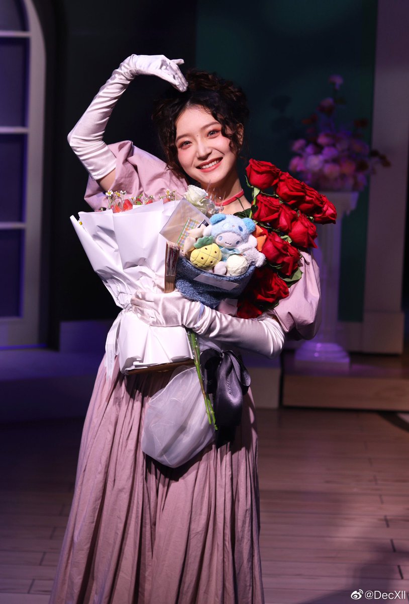 xllarchive's tweet photo. 221212 🌸 Weibo Update 

“Goodbye sister Agatha” 

#gnz48 #xieleilei #谢蕾蕾 https://t.co/2CVL4AoGOF