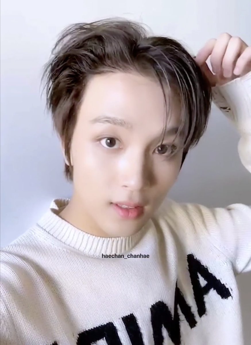 HAECHAN FOREHEAD PASS IT ON