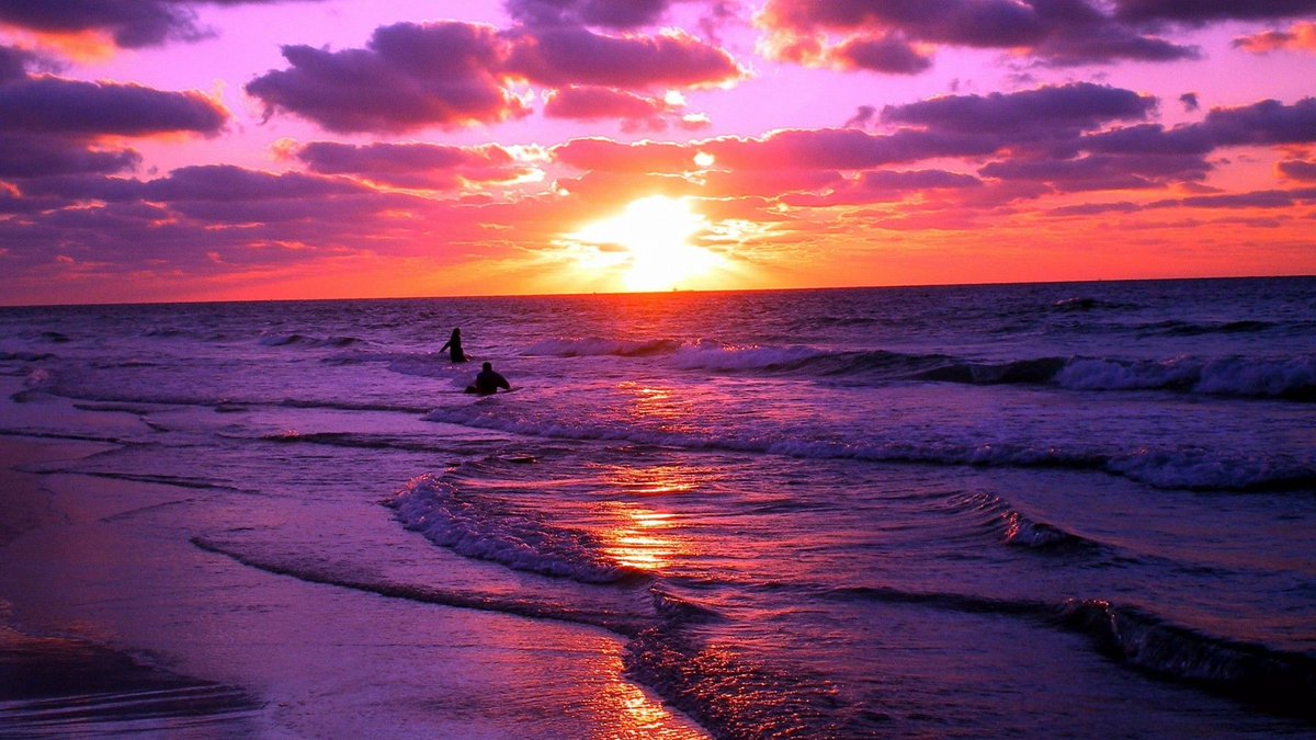SunitaHines's tweet photo. #Pray🩷💜
Jehovah,
In times of trials
You always hear me
Your spirit goes before me.
In the darkness
You are always faithful
You light my path.
In the midst of trouble
You are my sword and shield
No weapon that comes against me shall stand.
#InJesusName #Amen
Is 54:17 https://t.co/MuBvx9IDOi