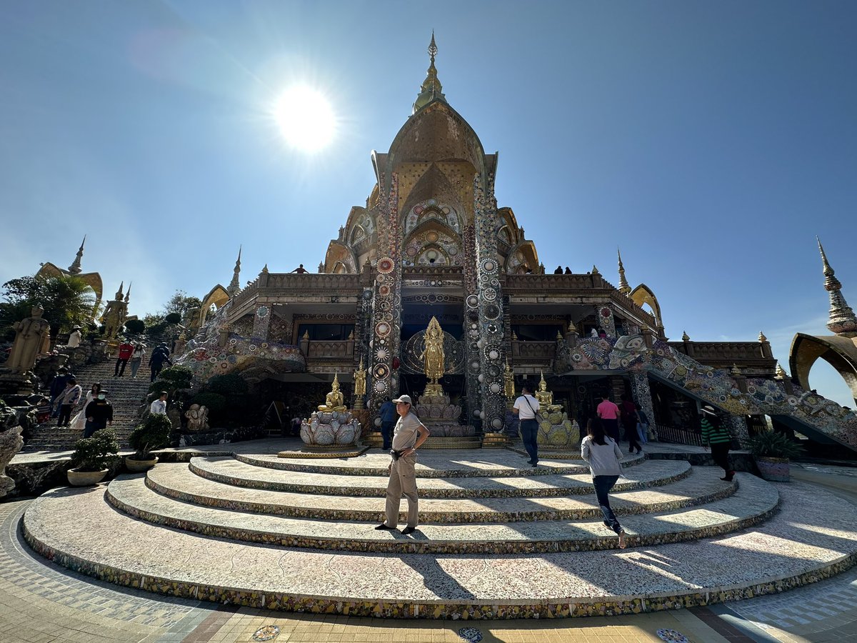 kafaak's tweet image. เปิดวันด้วยการมาที่ #วัดพระธาตุผาซ่อนแก้ว ที่ใครมา #เขาค้อ ควรแวะมาจริงๆ เป็นชาวพุทธก็มาไหว้พระขอพร ไม่ได้นับถือพุทธ ก็มาเที่ยว ถ่ายวิว ถ่ายแลนด์มาร์ก ซื้อของฝาก

#triptwt