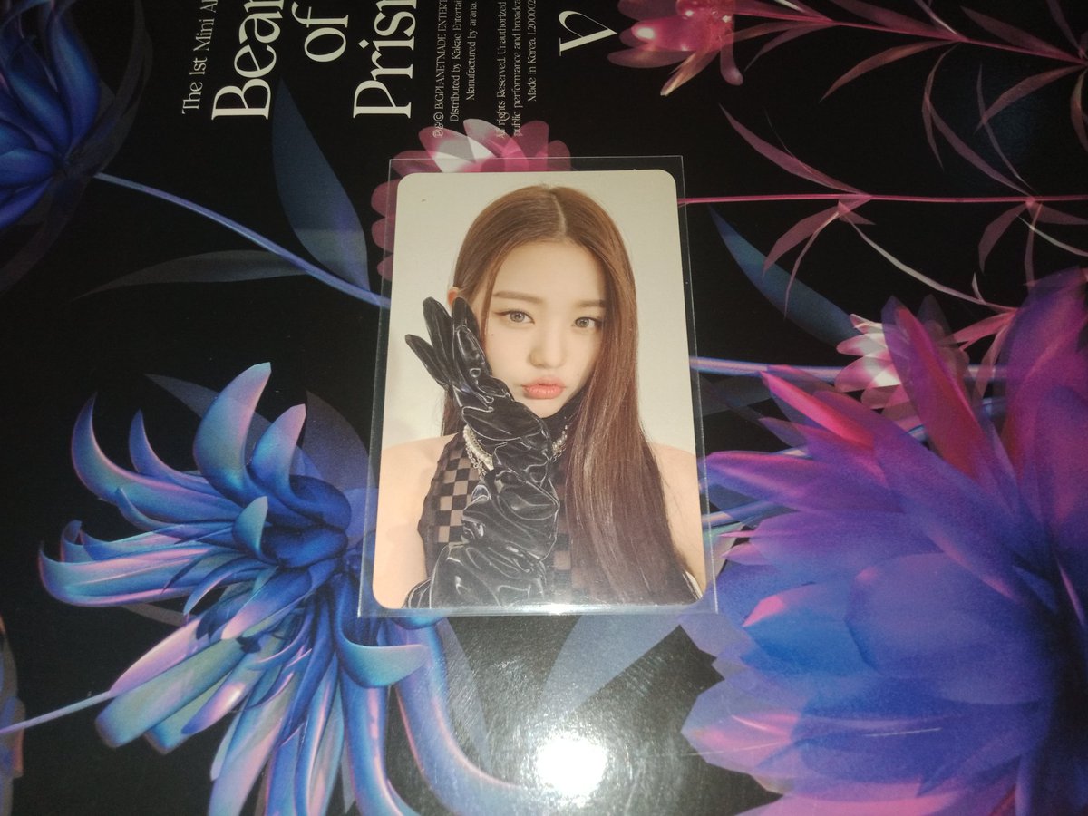 daniimine's tweet photo. ♡ wts ♡ lfb ♡ ph ♡ 
#ventanisp
wonyoung gloves eleven pc

— ₱210 // tingi
— read https://t.co/tUXfwXWRT1
— dm @vibuyzi to claim 

t. ive izone iz*one https://t.co/CGKSG1dpL4